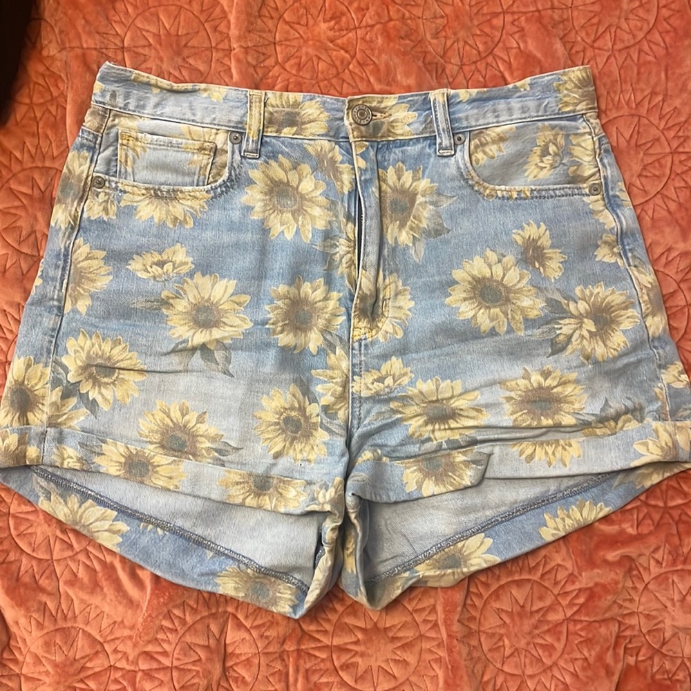 🌻 sunflower ae shorts